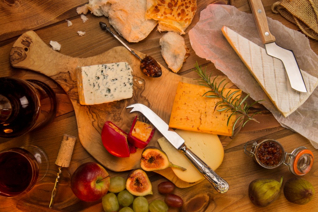 7 Thanksgiving Cheese Boards Everyone Will&nbsp;Love